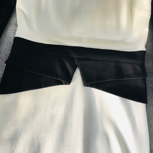 Bebe Body Con Dress With Peplum Waist - Picture 3 of 5